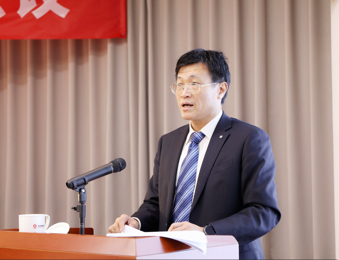 薛总_副本.png 薛总_副本.png